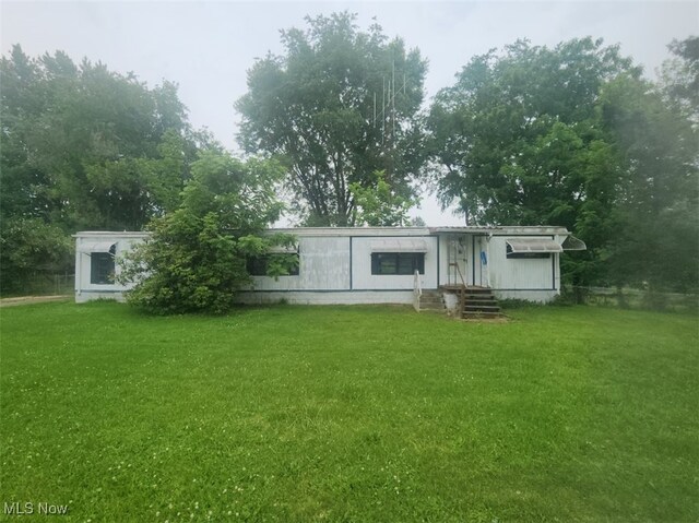 11291 E Ave, Sandyville, OH 44671 - photo 1