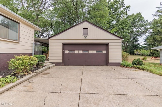 6114 Crossview Rd, Seven Hills, OH 44131 - garage featuring driveway