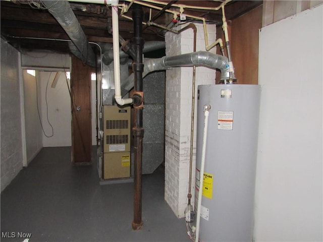 4078 E 154th St, Cleveland, OH 44128 - utilities featuring gas water heater