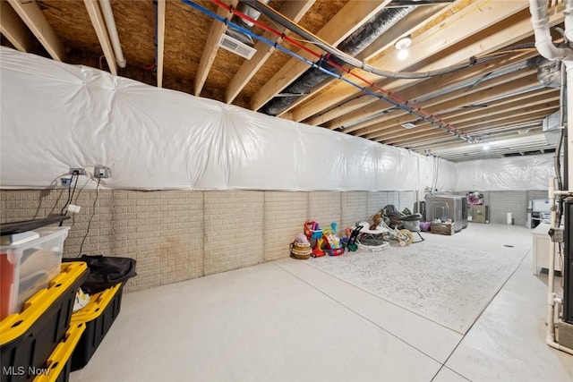 3523 Magnolia Dr, Lorain, OH 44053 - view of unfinished below grade area