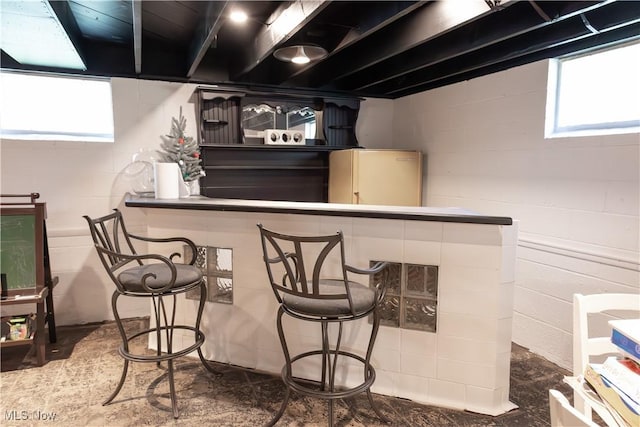 320 Brookfield Ave, Boardman, OH 44512 - bar featuring concrete block wall