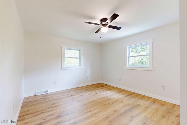 209 Beechwood Blvd, Wintersville, OH 43953 - unfurnished room with light wood-style flooring and a ceiling fan