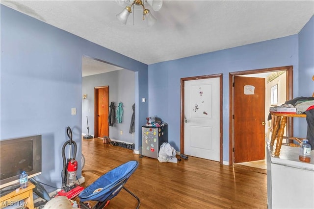 81 S Pleasant St, Oberlin, OH 44074 - interior space featuring wood finished floors and baseboards