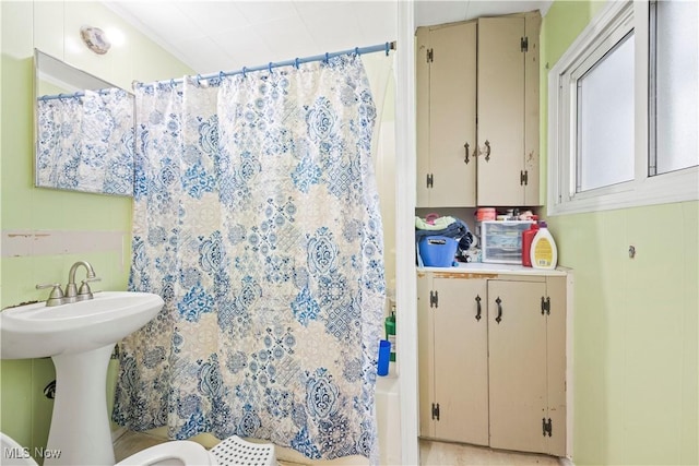 83 S Pleasant St, Oberlin, OH 44074 - bathroom featuring shower / bath combination with curtain