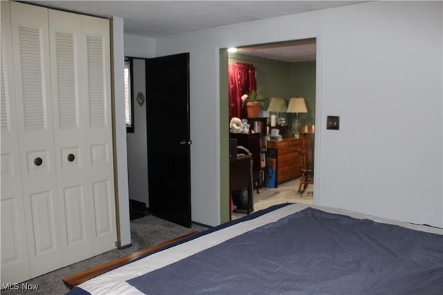 2869 Wexford Blvd, Stow, OH 44224 - carpeted bedroom featuring a closet