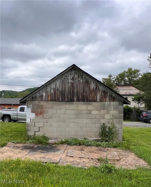 7544 Depot St, Rogers, OH 44455 - photo 8