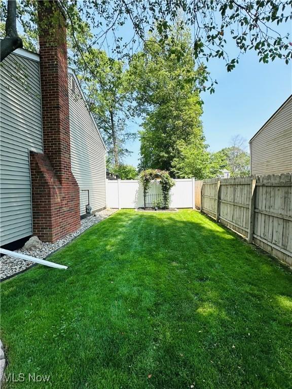 132 Dennis Dr, Cortland, OH 44410 - view of fenced backyard