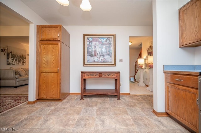 3661 Meander Reserve Cir, Canfield, OH 44406 - hallway featuring baseboards
