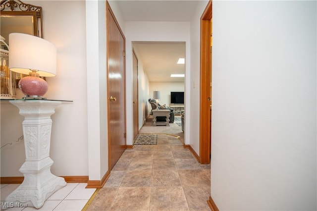 3661 Meander Reserve Cir, Canfield, OH 44406 - corridor featuring baseboards
