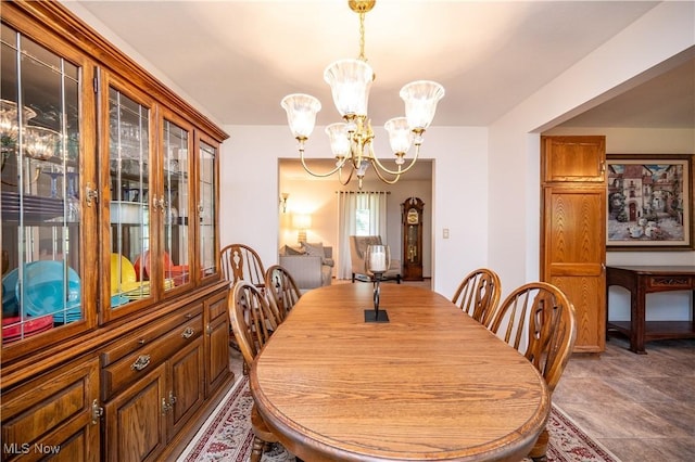 3661 Meander Reserve Cir, Canfield, OH 44406 - dining area with a chandelier