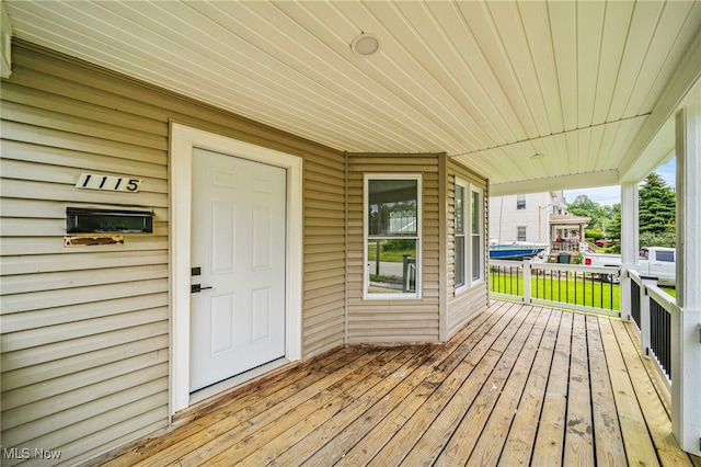 1115 W 43rd St, Ashtabula, OH 44004 - view of wooden porch