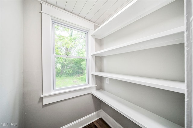 1115 W 43rd St, Ashtabula, OH 44004 - view of pantry