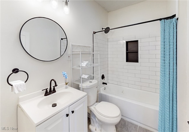 1851 W 52nd St, Cleveland, OH 44102 - full bath with shower / tub combo with curtain and vanity