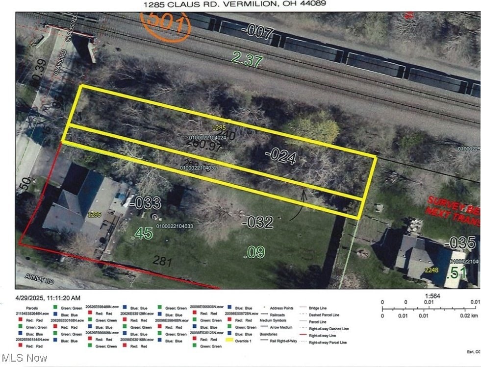 1285 Claus Rd, Vermilion, OH 44089