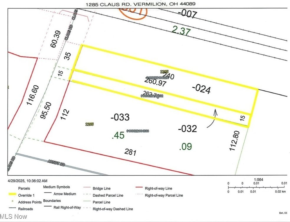 1285 Claus Rd, Vermilion, OH 44089