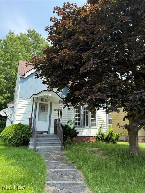 10401 Grace Ave, Garfield Heights, OH 44125 - photo 1