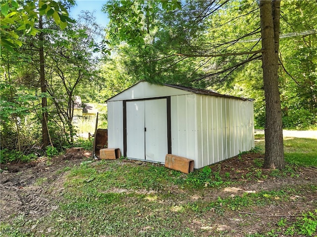 5540 Wickley Ln, Bedford Heights, OH 44146 - photo 4