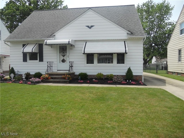 374 Clarmont Rd, Willowick, OH 44095 - bungalow-style home with roof with shingles and concrete driveway