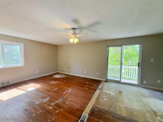 4 Owaissa Dr, Timberlake, OH 44095 - photo 15