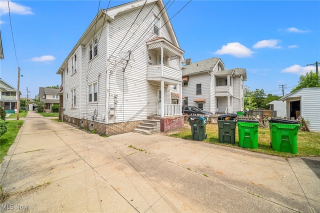 10012 Greenview Ave, Garfield Heights, OH 44125 - photo 4