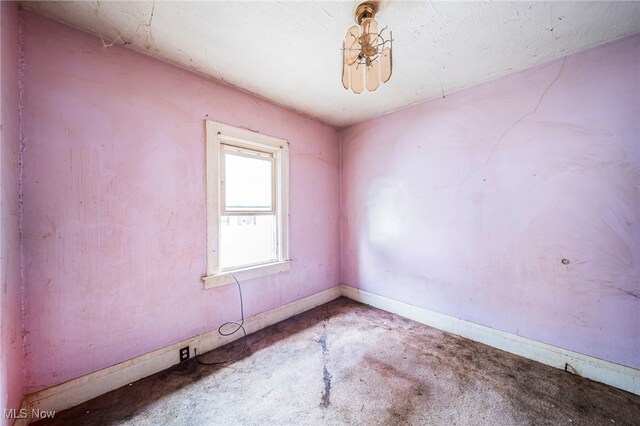 10012 Greenview Ave, Garfield Heights, OH 44125 - photo 30