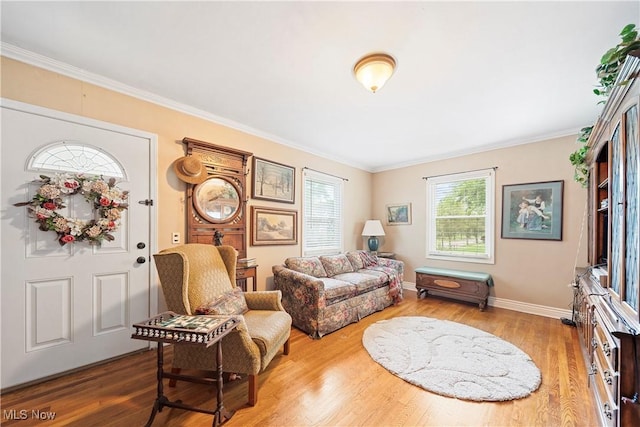 1499 Redwood Ave, Akron, OH 44301 - living area with crown molding and wood finished floors