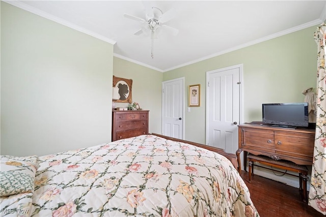 1499 Redwood Ave, Akron, OH 44301 - bedroom featuring ornamental molding, wood finished floors, and ceiling fan