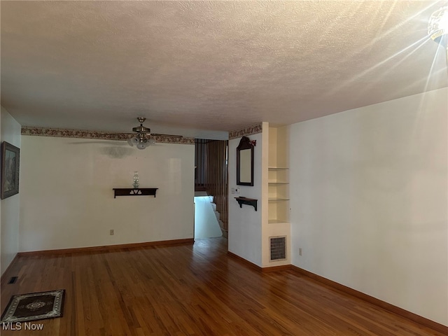 108 Janet Rd, Marietta, OH 45750 - unfurnished room with wood finished floors and a textured ceiling