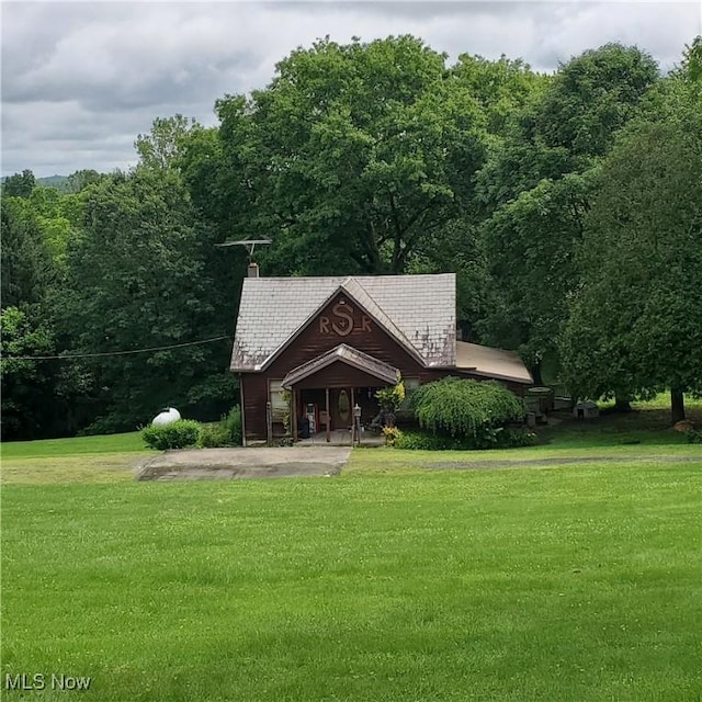 19693 Dudley Rd, Caldwell, OH 43724 - view of front of property with a front lawn