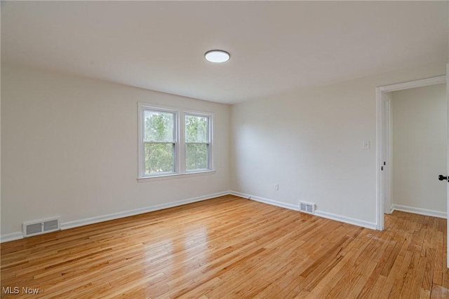 3886 Faversham Rd, University Heights, OH 44118 - spare room featuring light wood finished floors and baseboards