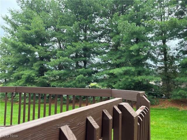 23 Fieldstone Dr, Poland, OH 44514 - wooden deck featuring a lawn