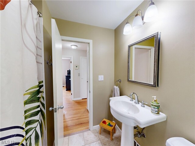 1690 Byron Dr, Mayfield Heights, OH 44124 - photo 17