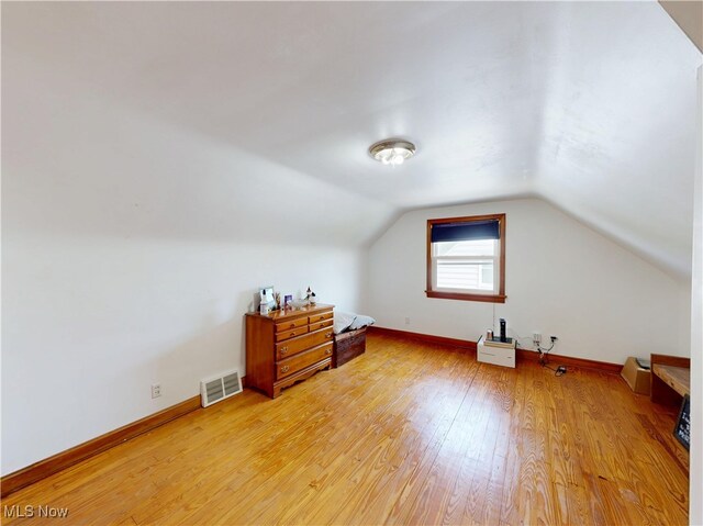 1690 Byron Dr, Mayfield Heights, OH 44124 - photo 23