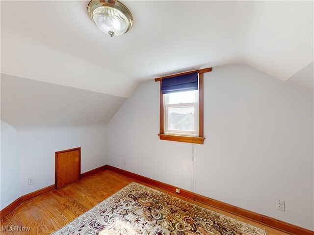 1690 Byron Dr, Mayfield Heights, OH 44124 - photo 25