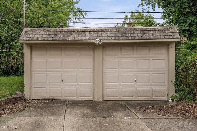 3846 Washington Blvd, University Heights, OH 44118 - view of garage
