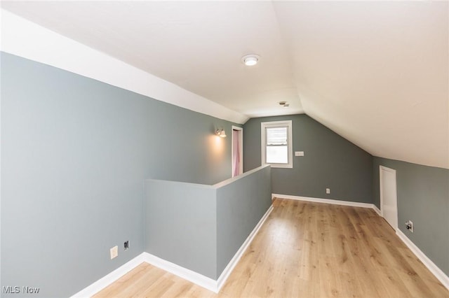 13112 Shady Oak Blvd, Garfield Heights, OH 44125 - bonus room with light wood-type flooring and vaulted ceiling