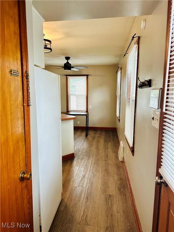 788 E Archwood Ave, Akron, OH 44306 - hall featuring wood finished floors and baseboards