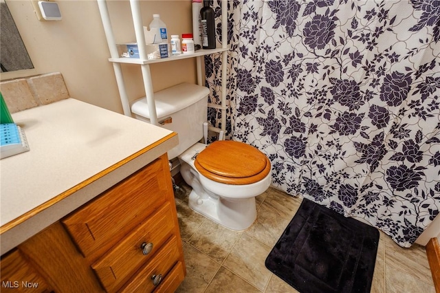 412 SW Weber Ave, Strasburg, OH 44680 - full bathroom featuring vanity and curtained shower