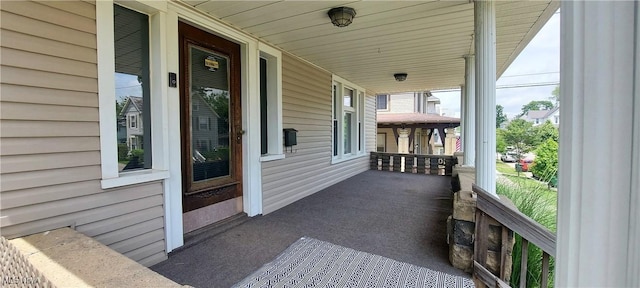 215 N 10th St, Cambridge, OH 43725 - view of covered porch