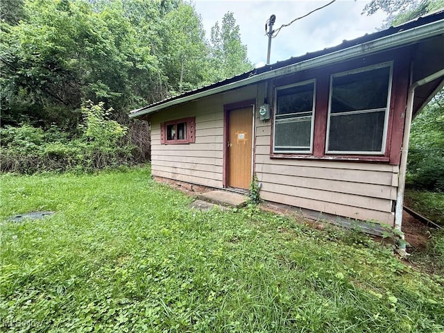 165 Killwell Run Rd, Marietta, OH 45750 - view of front of property with a front yard