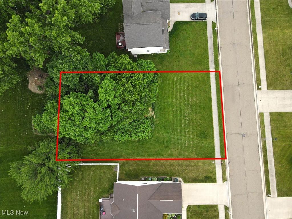 Quail Hollow Ave NE, Canton, OH 44704
