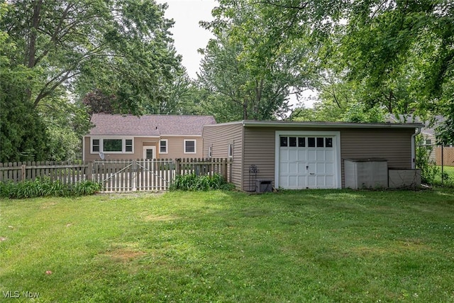 4050 Walter Rd, North Olmsted, OH 44070 - rear view of house