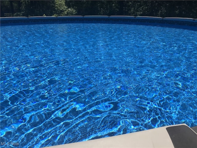 4050 Walter Rd, North Olmsted, OH 44070 - view of swimming pool