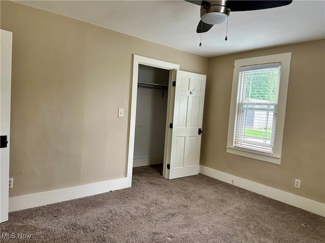 25 W Water St, Hubbard, OH 44425 - unfurnished bedroom with carpet floors, ceiling fan, and a closet