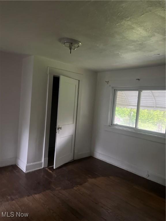 422 N Worthington St, Youngstown, OH 44510 - photo 15