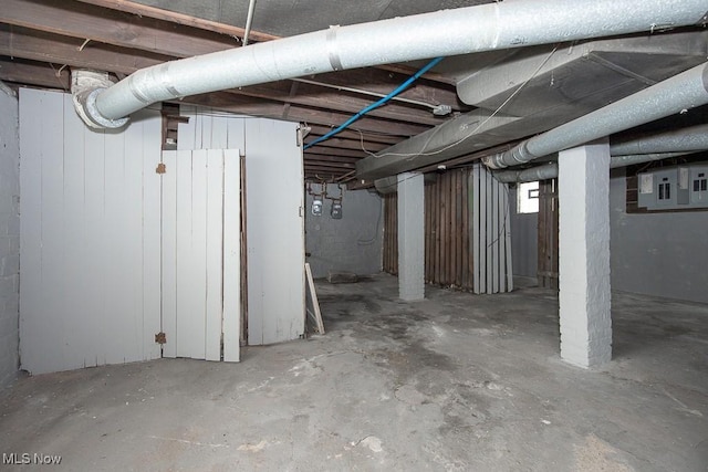 9215 Yale Ave, Cleveland, OH 44108 - photo 45