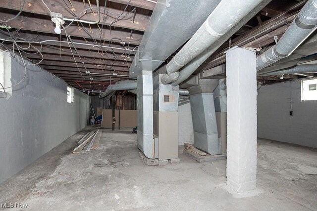 9215 Yale Ave, Cleveland, OH 44108 - photo 46