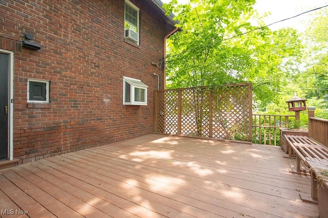 2611 Exeter Rd, Cleveland Heights, OH 44118 - wooden terrace with cooling unit