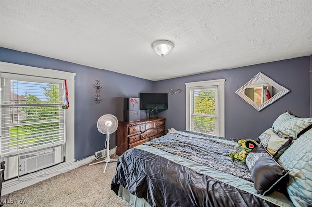 98 W Walnut St, Jefferson, OH 44047 - bedroom featuring carpet, cooling unit, and a textured ceiling