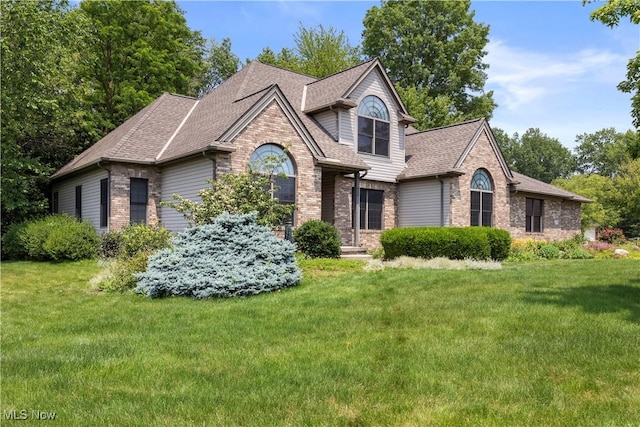 939 Barberry Cir, Amherst, OH 44001 - photo 2